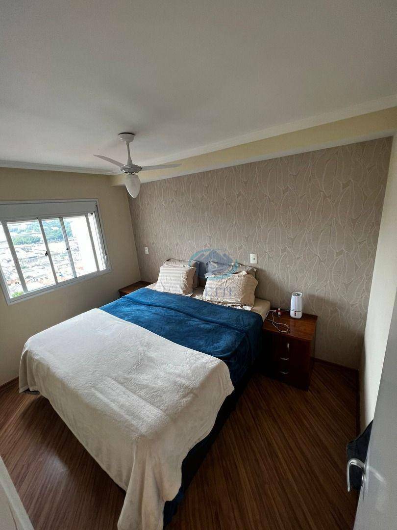 Apartamento à venda com 2 quartos, 69m² - Foto 4