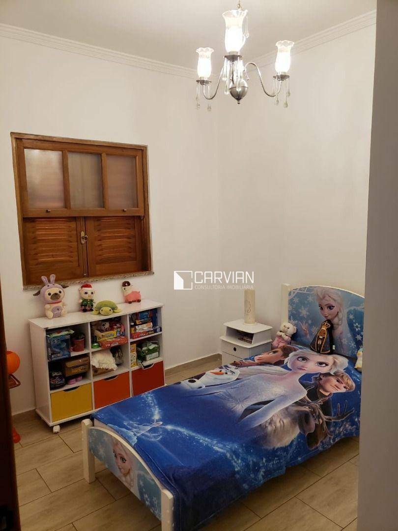 Casa à venda com 3 quartos, 226m² - Foto 33