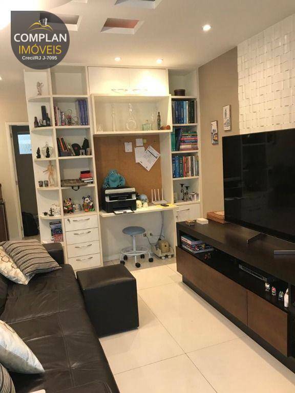 Apartamento à venda com 2 quartos, 82m² - Foto 3