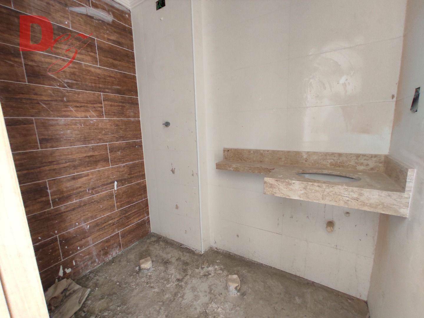 Apartamento à venda com 2 quartos, 66m² - Foto 13