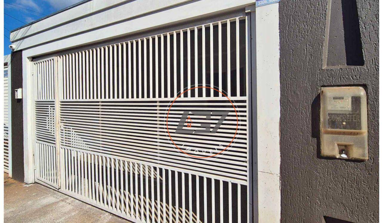 Casa, 4 quartos, 175 m² - Foto 1