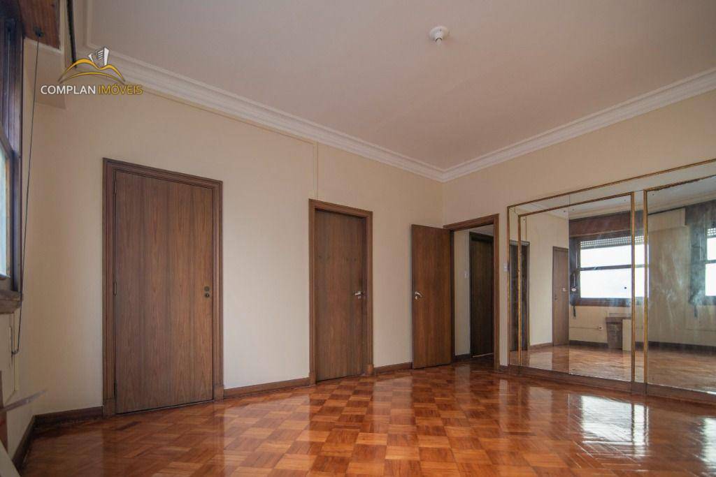 Apartamento para alugar com 4 quartos, 280m² - Foto 12