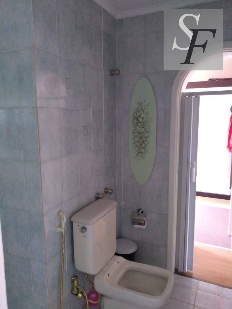 Apartamento à venda com 3 quartos, 249m² - Foto 19