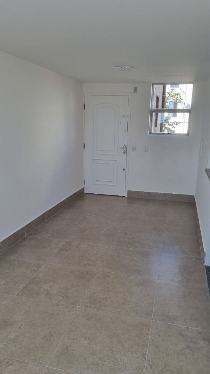 Apartamento à venda com 2 quartos, 48m² - Foto 14