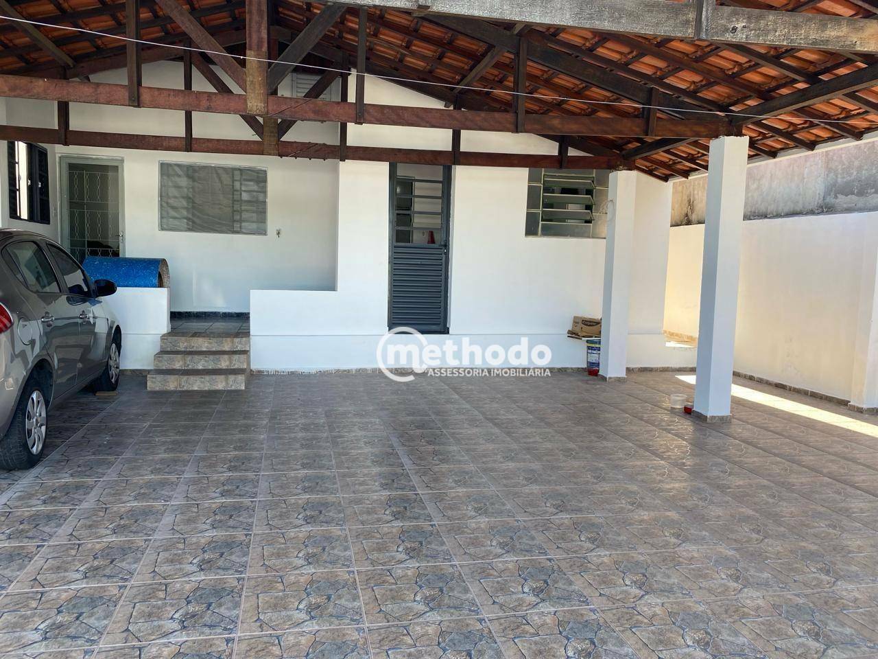 Casa à venda com 3 quartos, 150m² - Foto 3