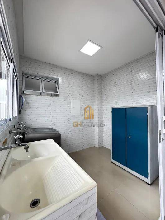 Casa de Condomínio à venda com 3 quartos, 204m² - Foto 15