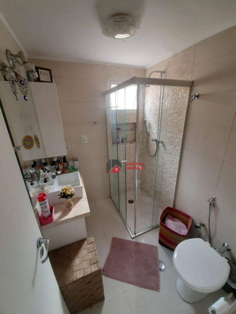 Apartamento à venda com 2 quartos, 60m² - Foto 22