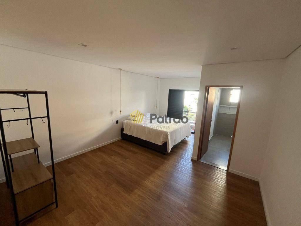 Sobrado à venda com 3 quartos, 340m² - Foto 2