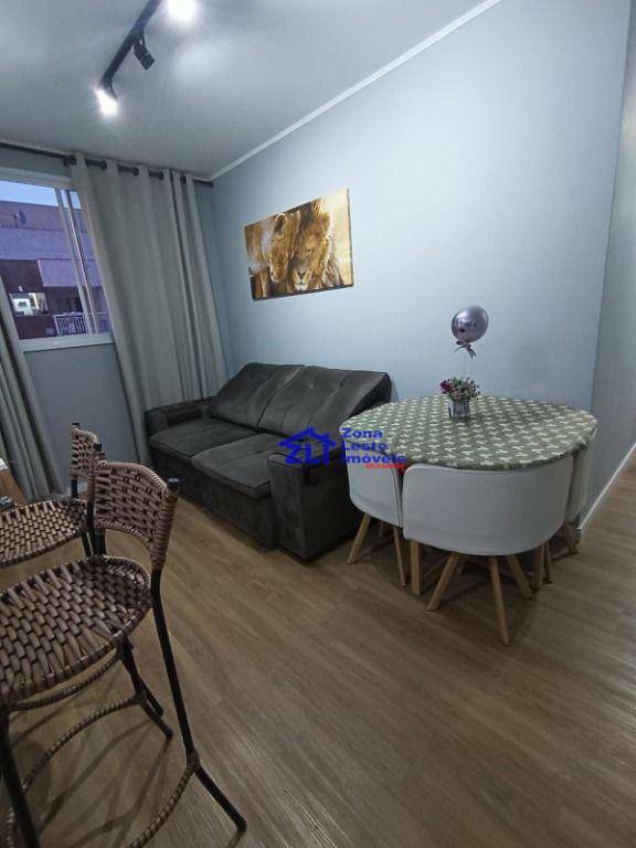 Apartamento à venda com 2 quartos, 44m² - Foto 2