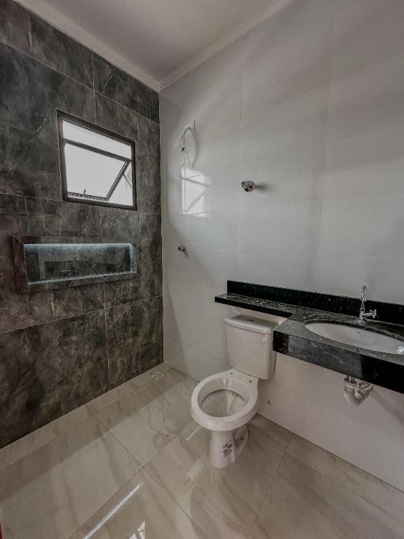 Sobrado à venda com 2 quartos, 99m² - Foto 4