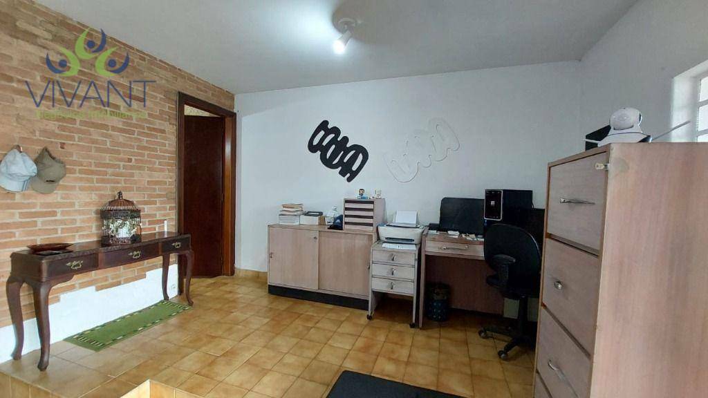 Casa para alugar com 5 quartos, 420m² - Foto 18