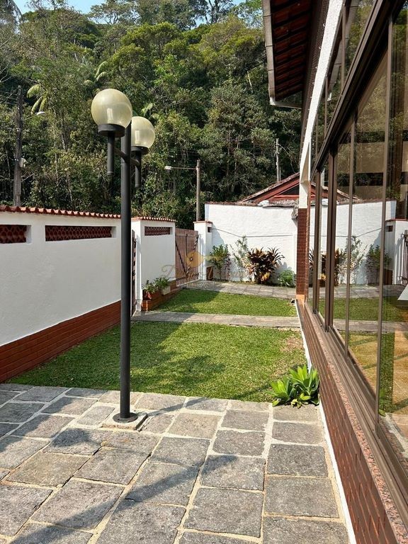 Casa de Condomínio à venda com 4 quartos, 350m² - Foto 3