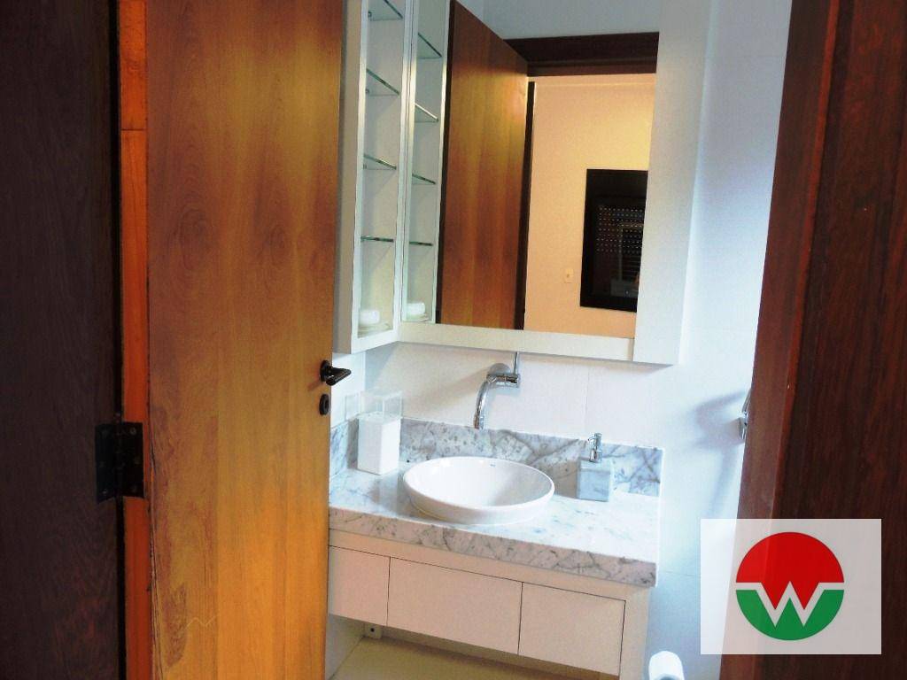 Casa de Condomínio à venda com 6 quartos, 300m² - Foto 10