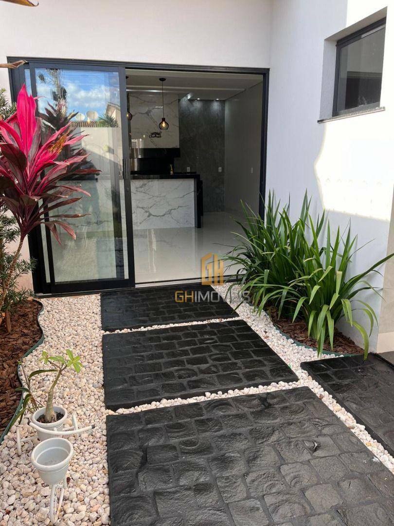 Casa à venda com 3 quartos, 200m² - Foto 3