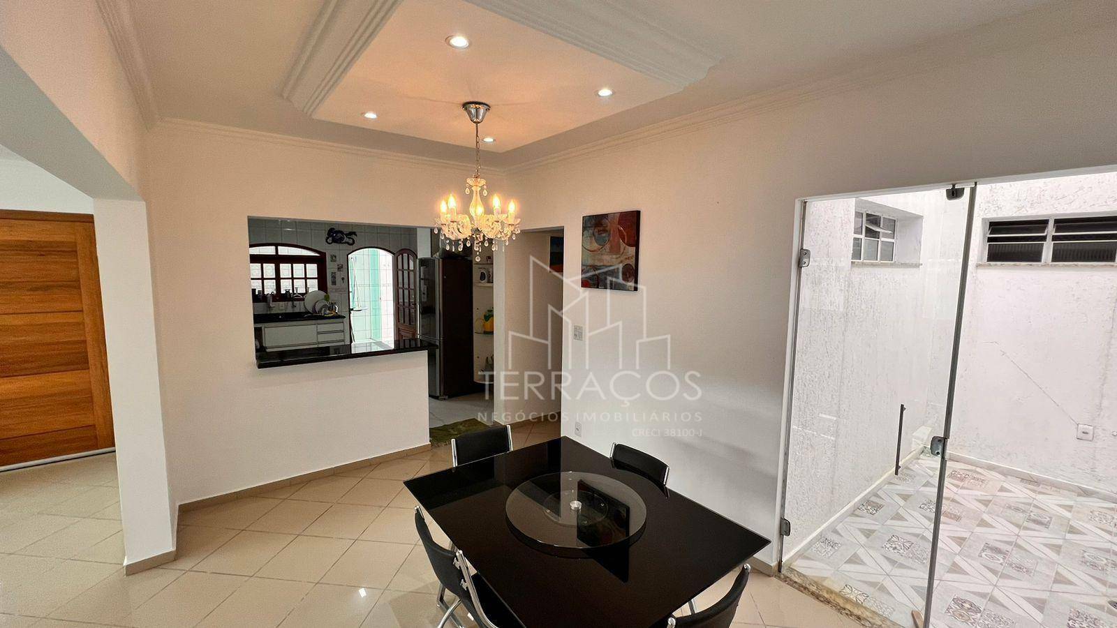 Casa à venda e aluguel com 3 quartos, 320m² - Foto 5