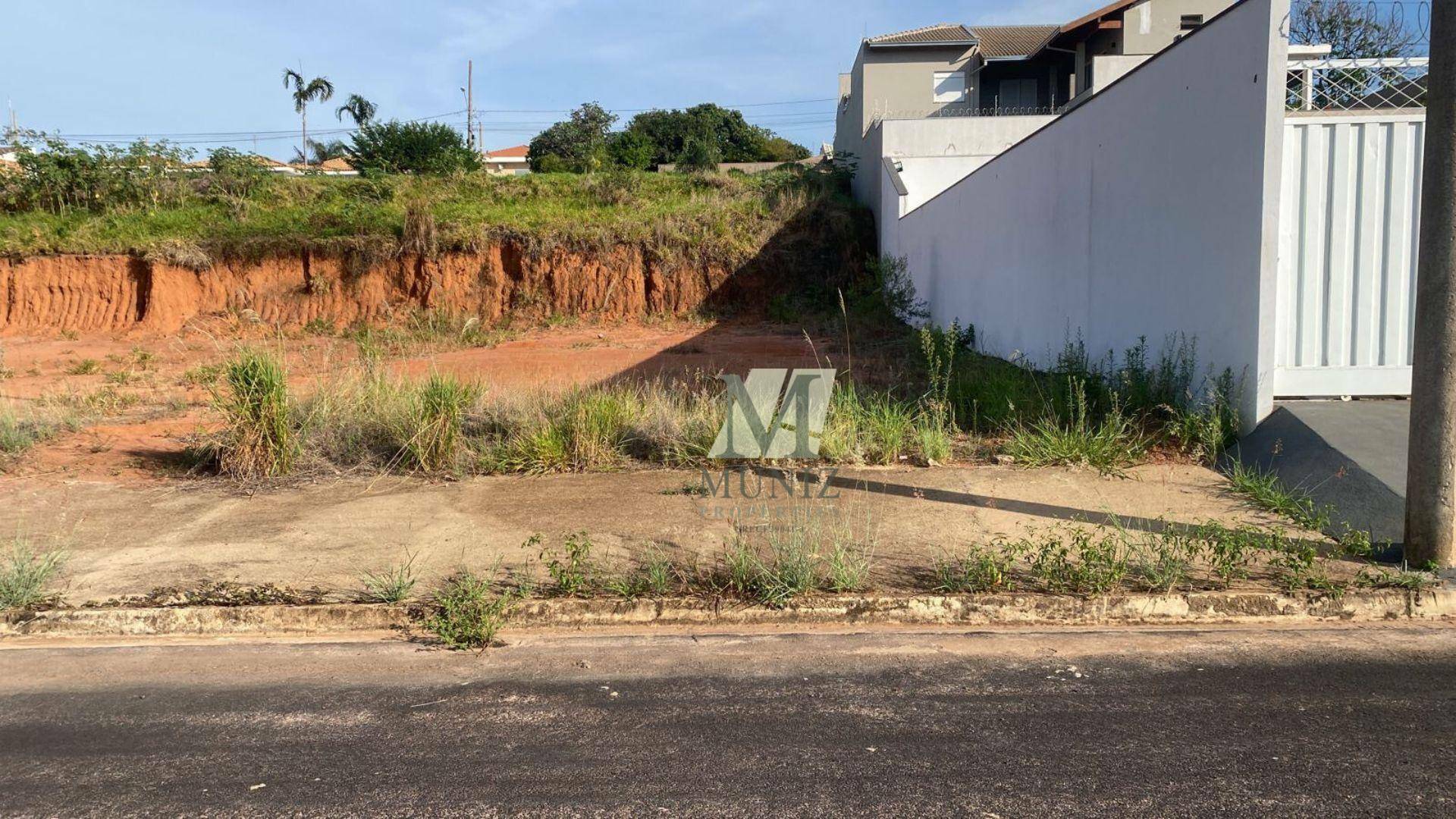 Terreno à venda, 360M2 - Foto 1