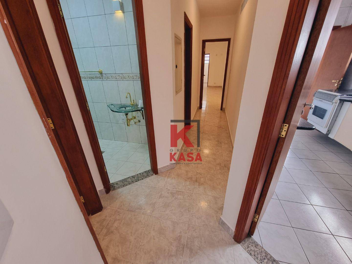 Casa à venda e aluguel com 3 quartos, 339m² - Foto 45