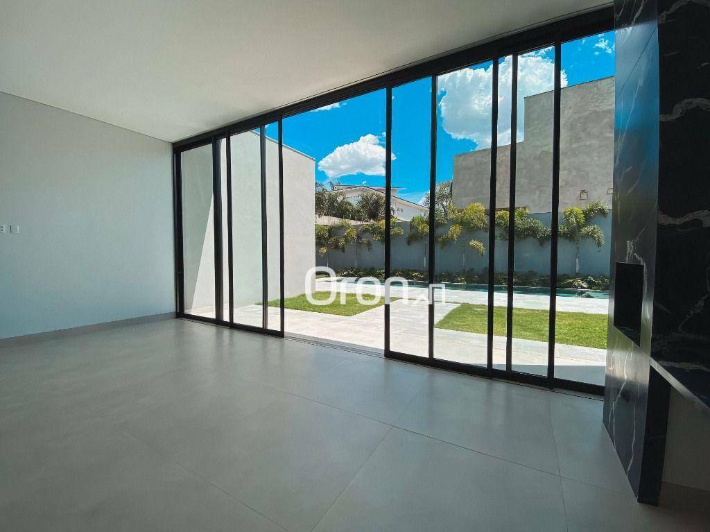 Sobrado à venda com 4 quartos, 531m² - Foto 4