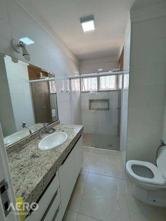 Casa de Condomínio à venda com 3 quartos, 200m² - Foto 11