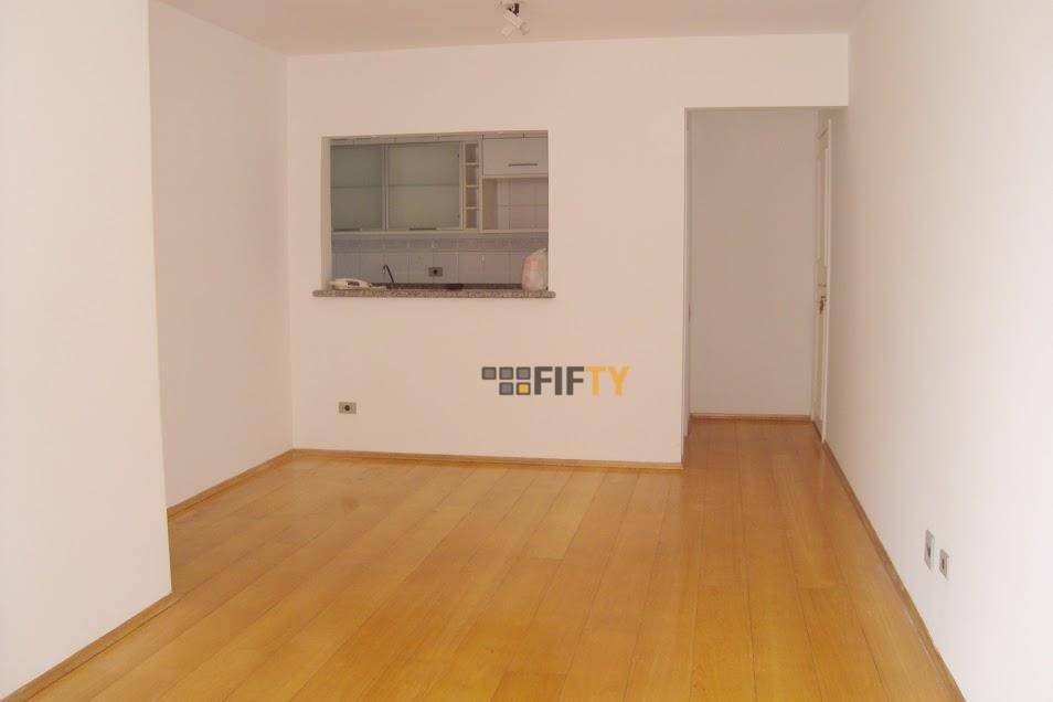 Apartamento para alugar com 2 quartos, 72m² - Foto 6