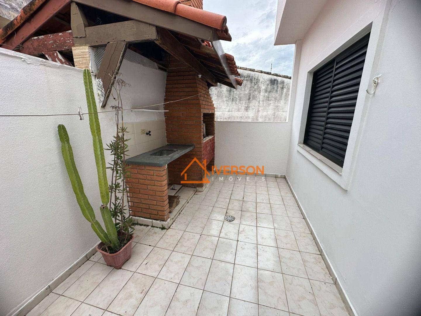 Apartamento à venda com 3 quartos, 110m² - Foto 7