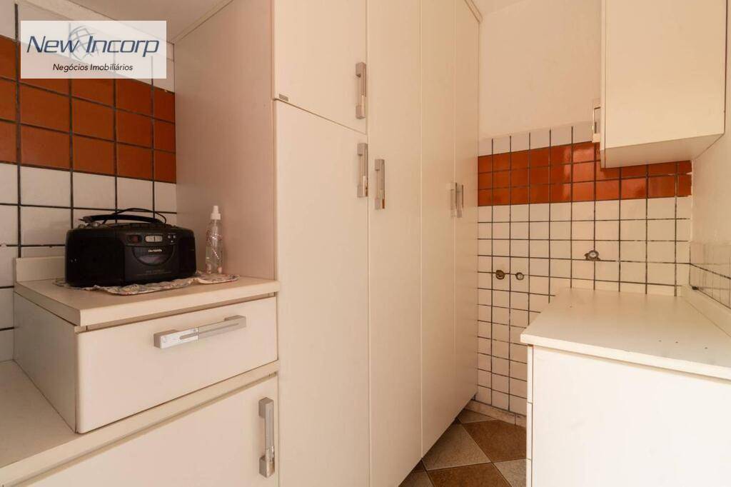 Sobrado à venda com 3 quartos, 186m² - Foto 32