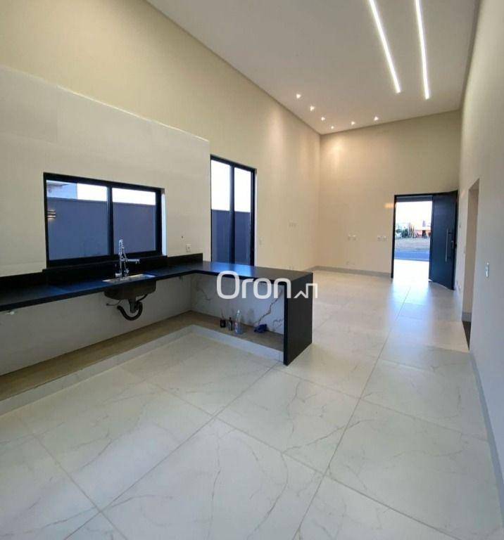 Casa de Condomínio à venda com 4 quartos, 180m² - Foto 4