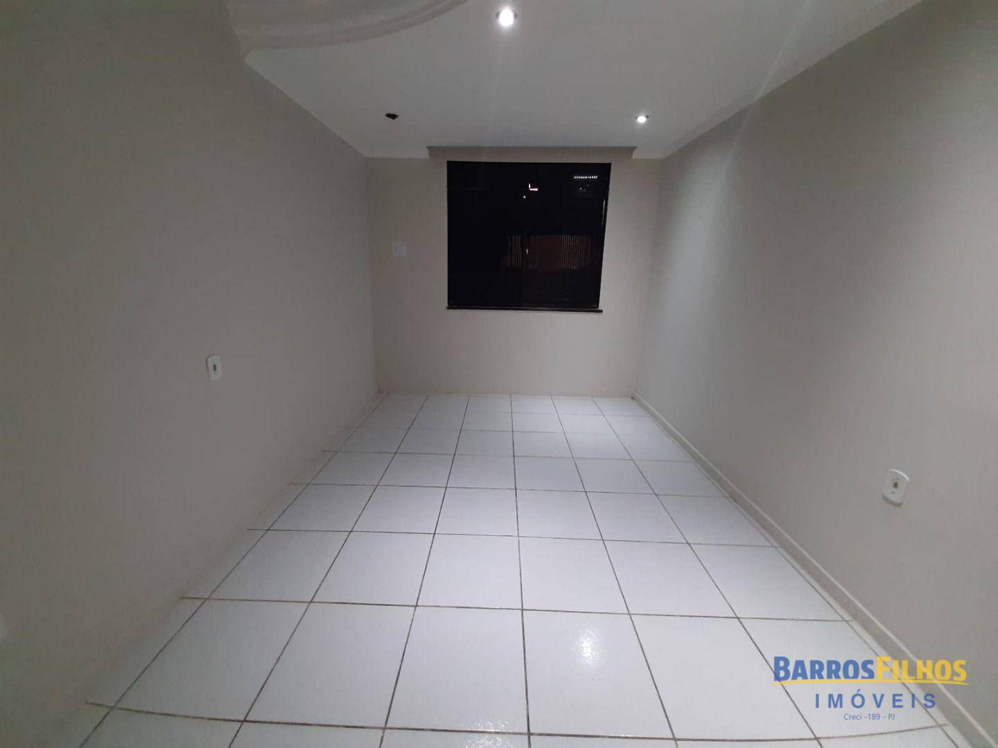 Casa para alugar com 3 quartos, 109M2 - Foto 12