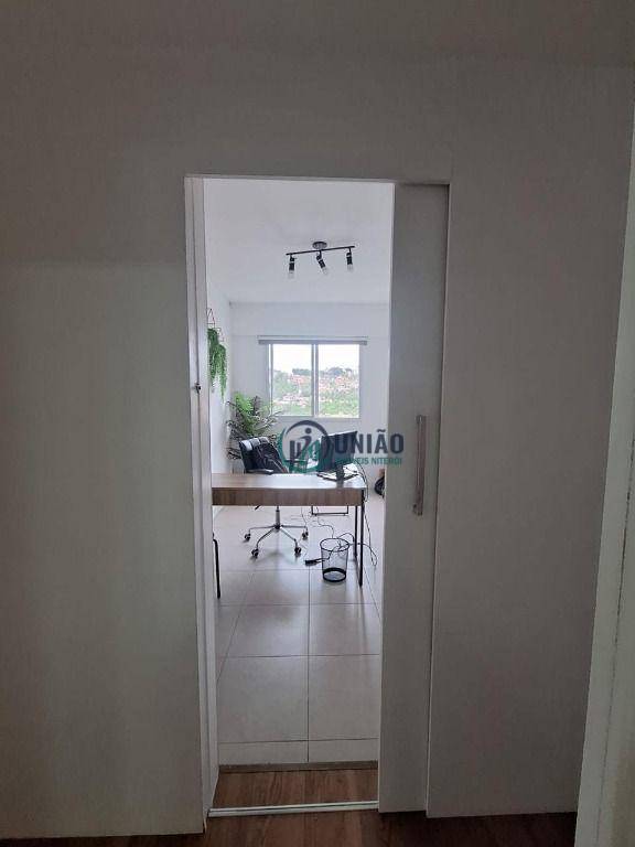 Apartamento à venda com 3 quartos, 71m² - Foto 7