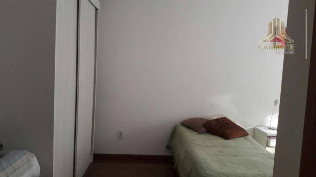 Apartamento à venda com 3 quartos, 119m² - Foto 31