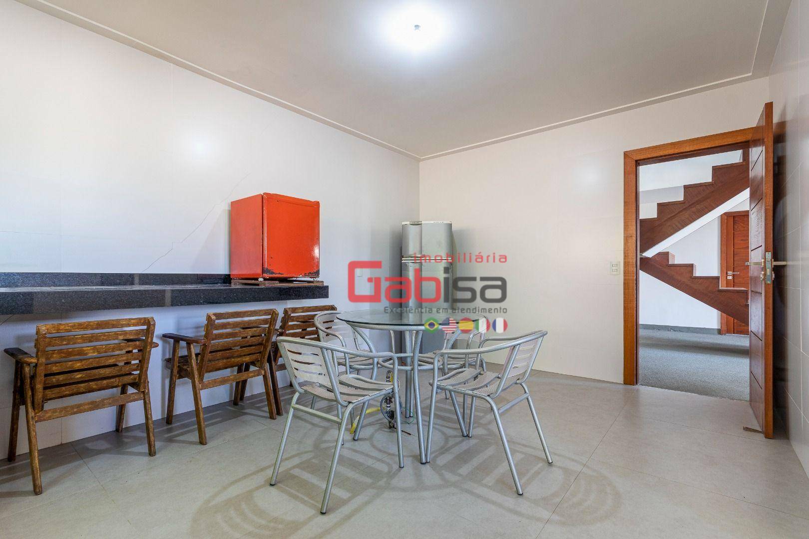 Casa à venda com 6 quartos, 400m² - Foto 9