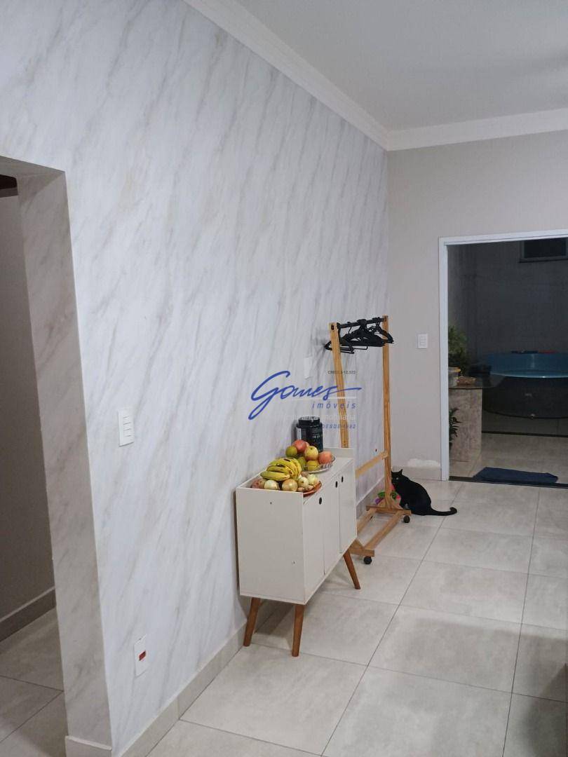 Casa à venda com 3 quartos, 210m² - Foto 7