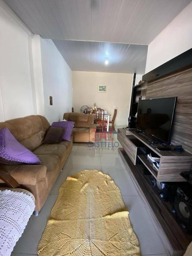 Casa à venda com 5 quartos, 209m² - Foto 17