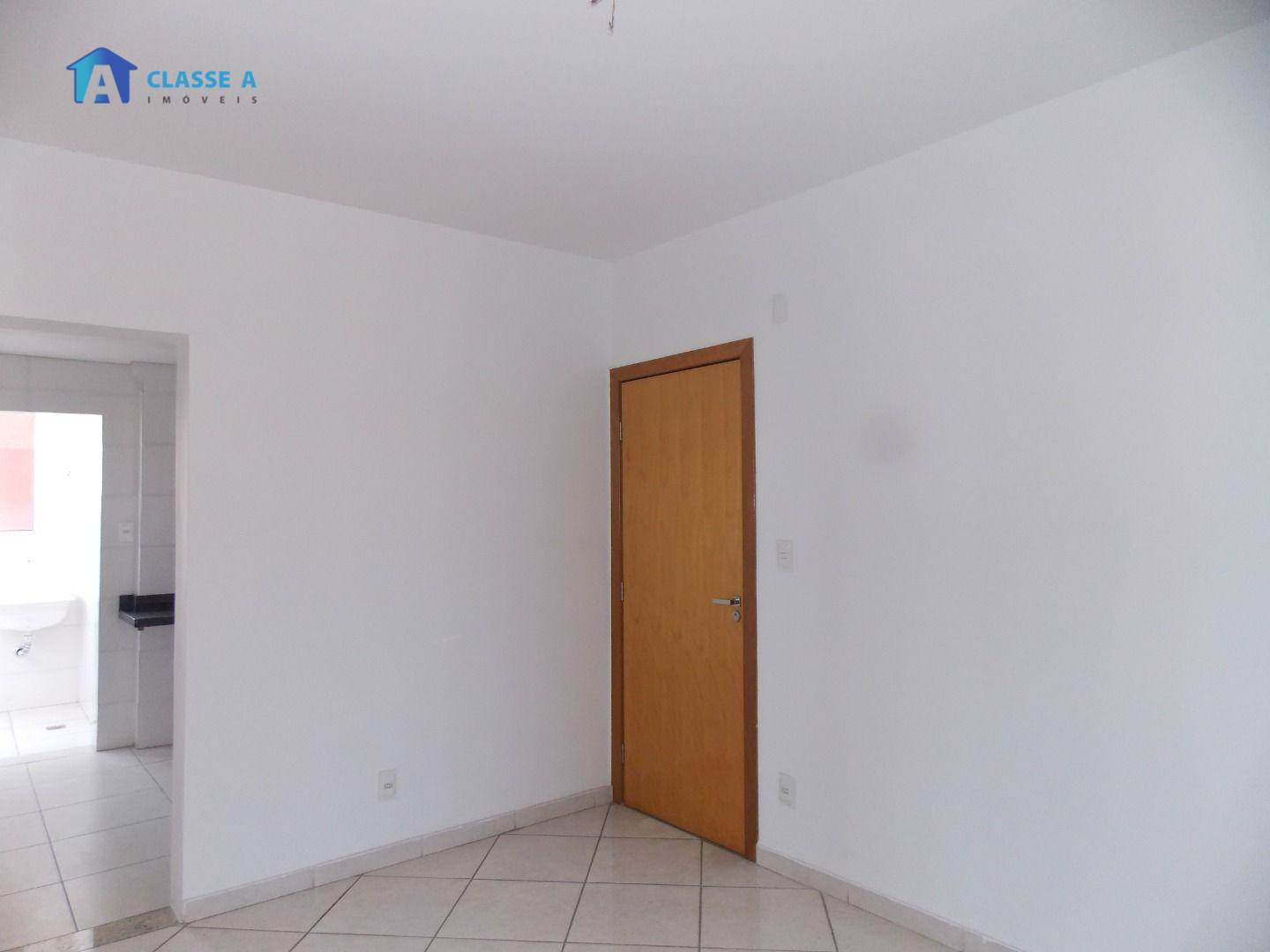 Apartamento à venda com 2 quartos, 50m² - Foto 2