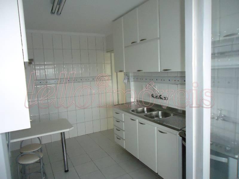 Apartamento para alugar com 3 quartos, 116m² - Foto 13