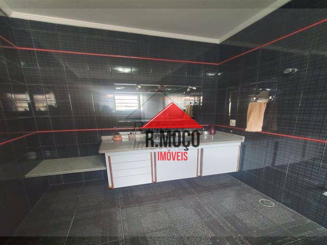 Sobrado à venda com 3 quartos, 270m² - Foto 39