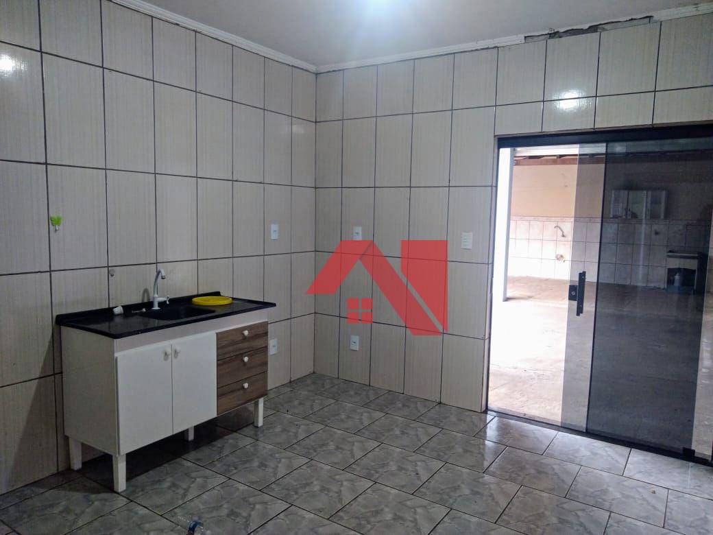 Casa à venda com 2 quartos, 160m² - Foto 6