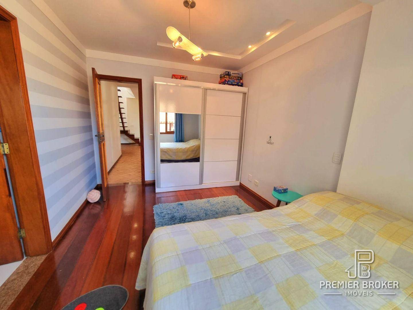 Casa à venda com 4 quartos, 600m² - Foto 36