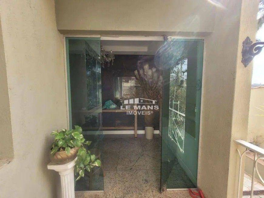 Casa, 4 quartos, 418 m² - Foto 4