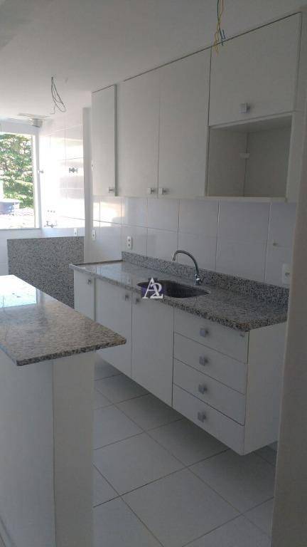 Apartamento à venda com 2 quartos, 59m² - Foto 7