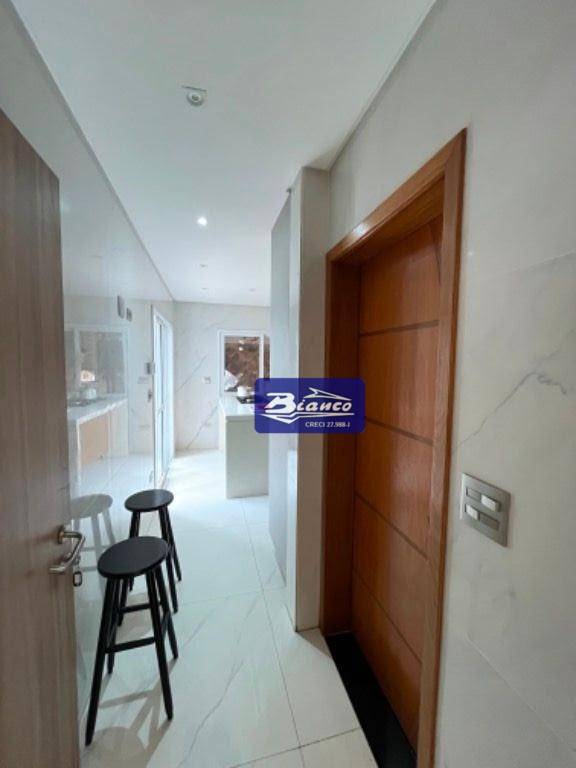 Sobrado à venda com 3 quartos, 280m² - Foto 23