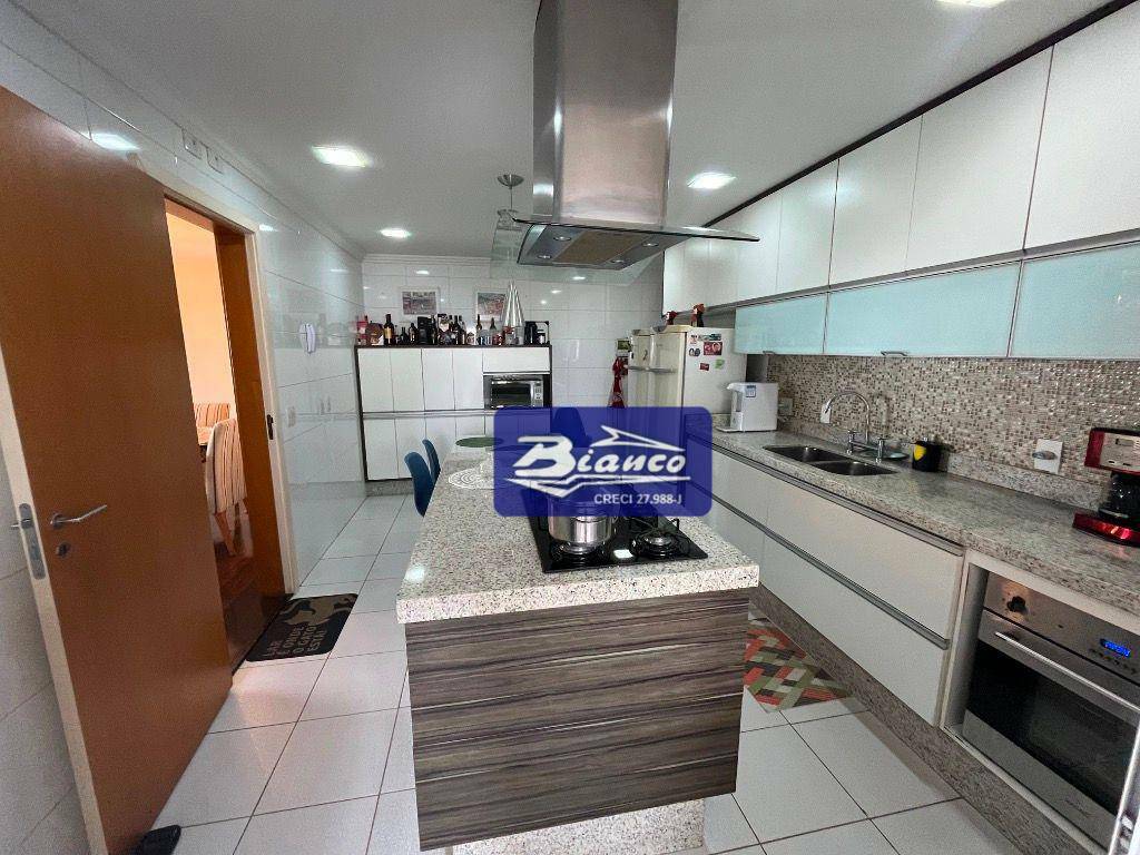 Apartamento à venda com 4 quartos, 168m² - Foto 18