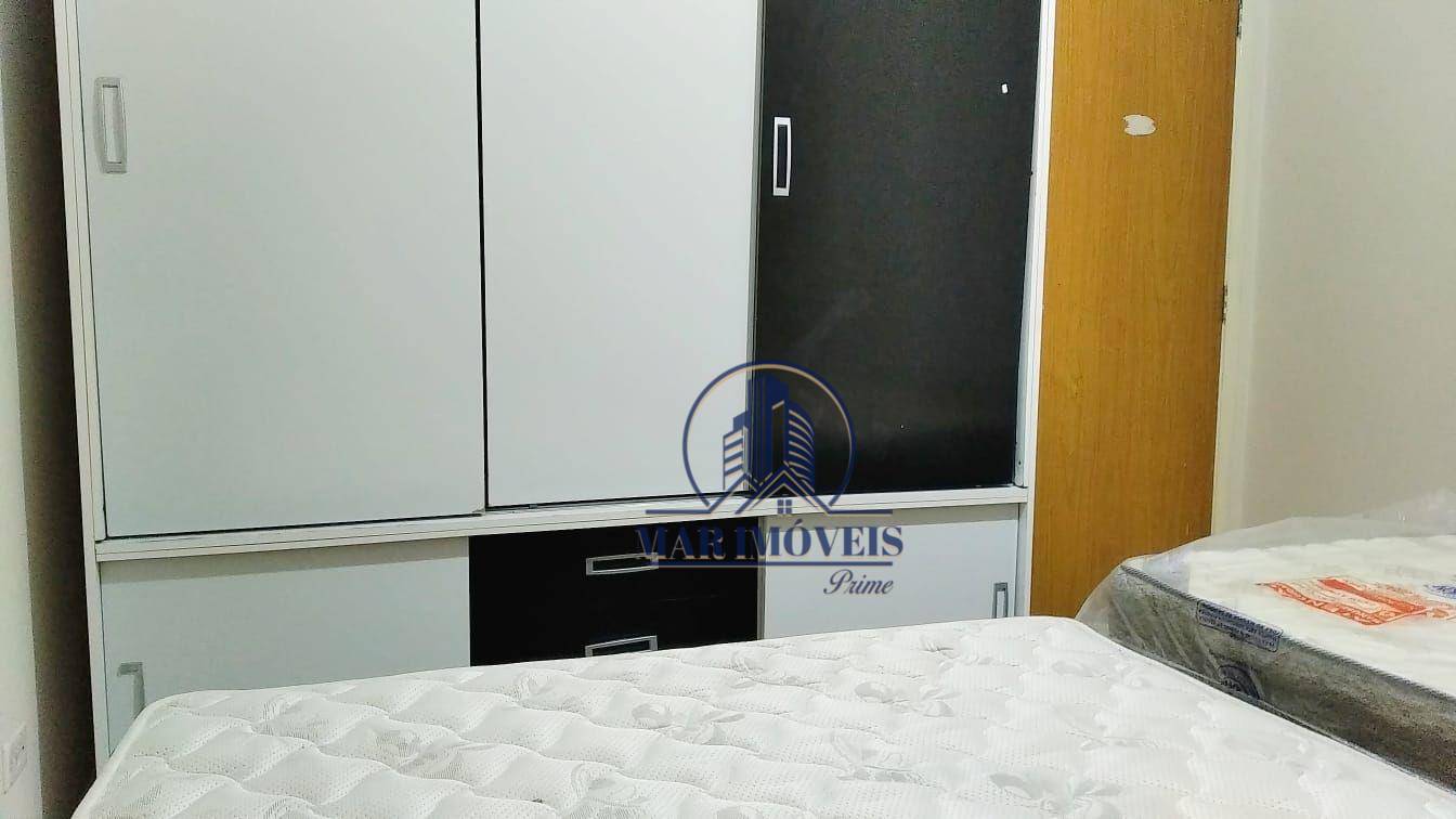 Apartamento à venda com 2 quartos, 70m² - Foto 17