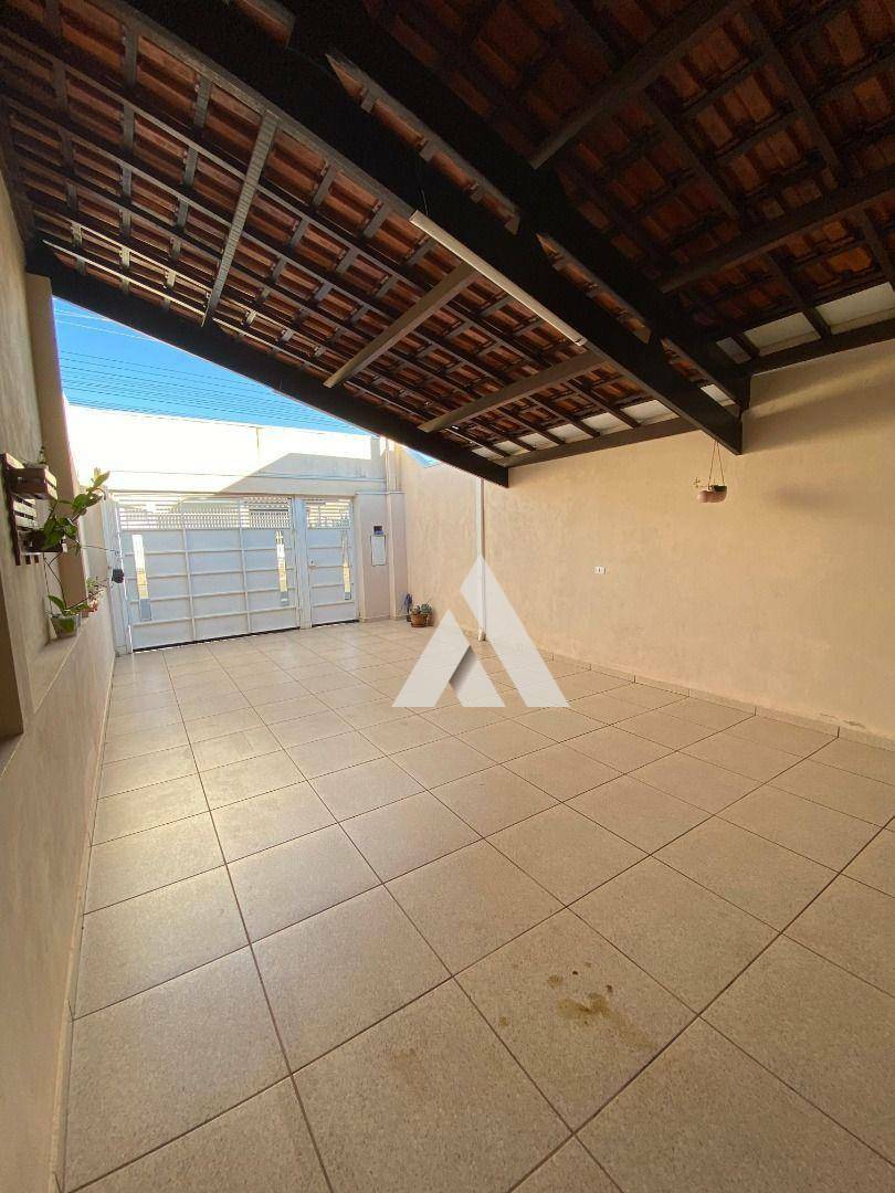 Casa à venda com 4 quartos, 210m² - Foto 30
