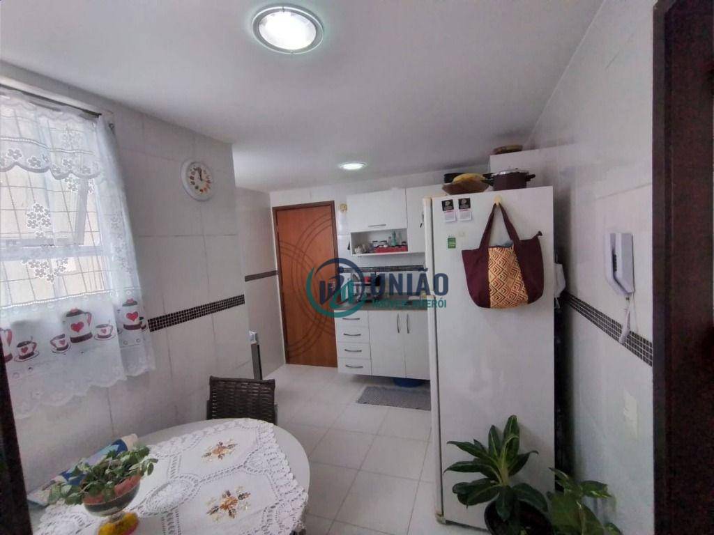 Apartamento à venda com 2 quartos, 90m² - Foto 10