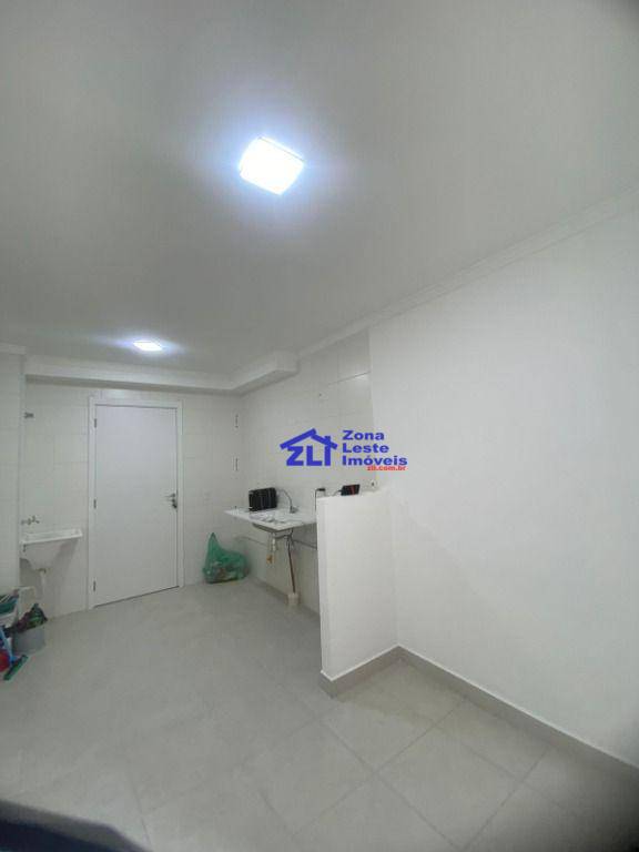 Apartamento para alugar com 2 quartos, 32m² - Foto 4