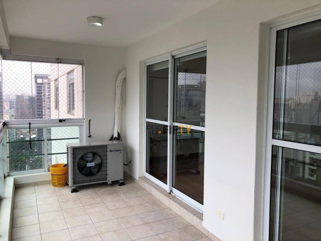 Apartamento para alugar com 3 quartos, 112m² - Foto 1