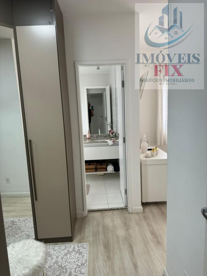 Apartamento à venda com 3 quartos, 111m² - Foto 10