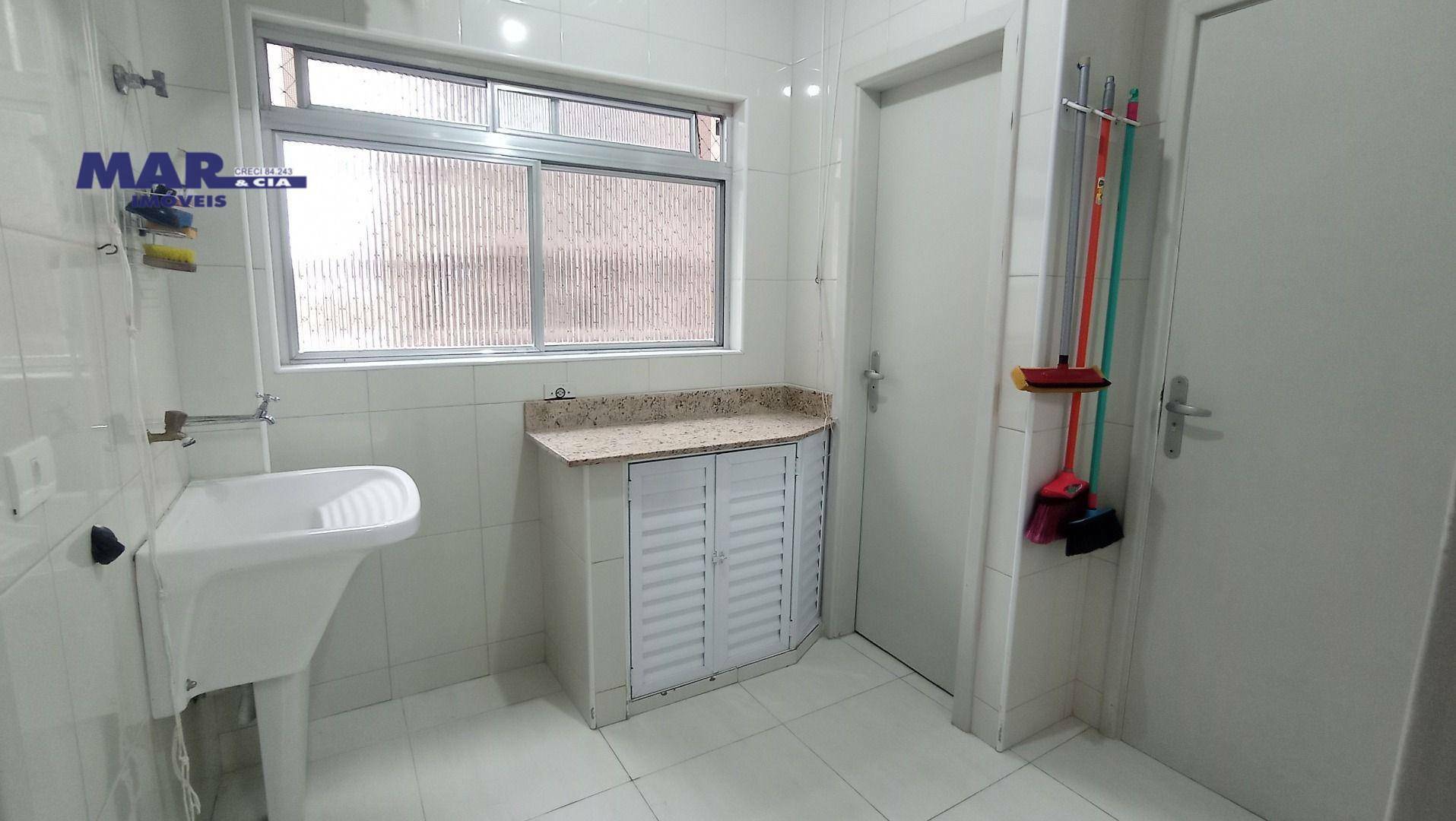 Apartamento à venda com 2 quartos, 100m² - Foto 2