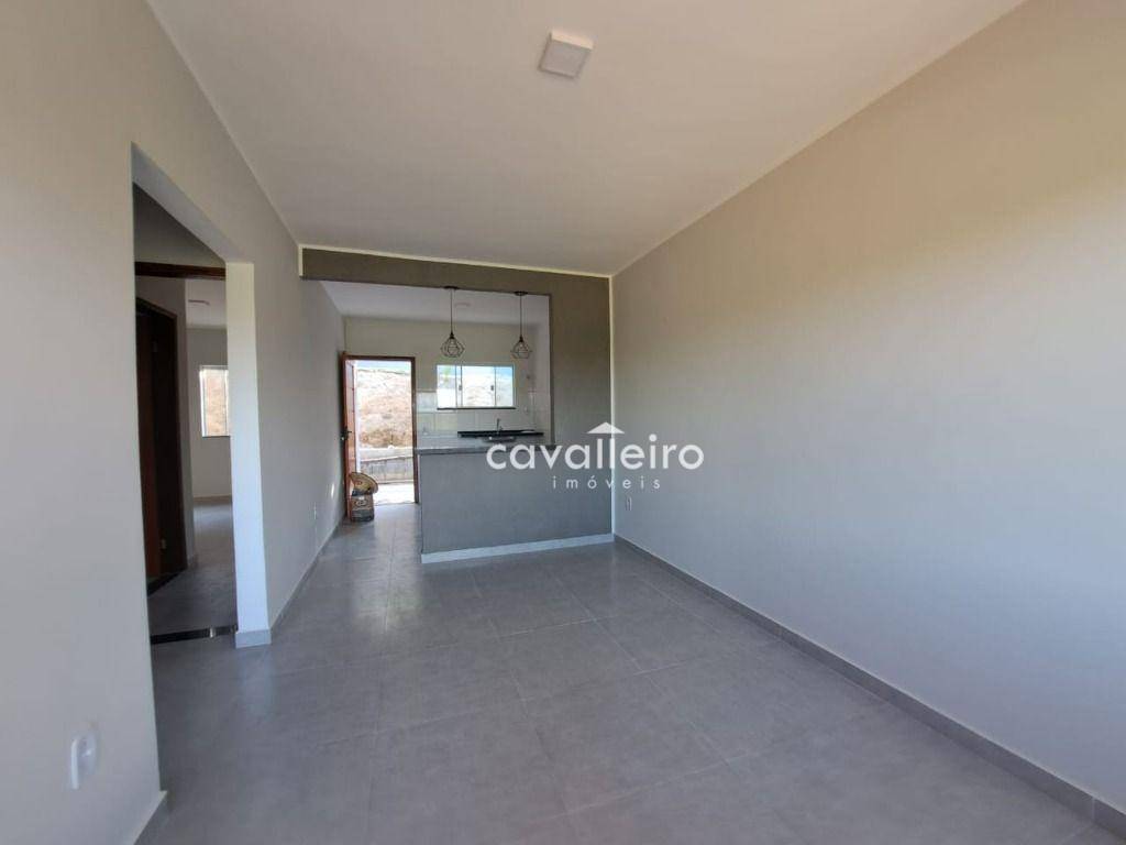 Casa à venda com 2 quartos, 70m² - Foto 17